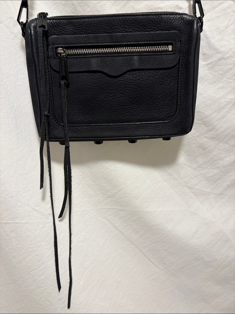 EUC Rebecca Minkoff Black Pebbled Leather Logo Plaque Crossbody
